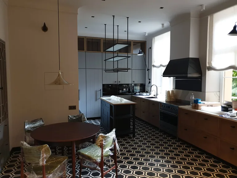 Turnkey custom furniture project in Classic Kitchen Custom Cabinetry Interior by RPGroup